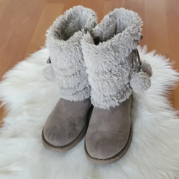 Makalu taupe girls zip up faux fur cozyland boots sz 12 - Picture 3 of 8